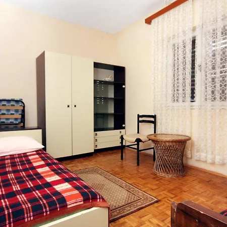 Apartment 5899d *