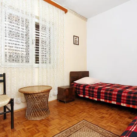 Apartment 5899d *