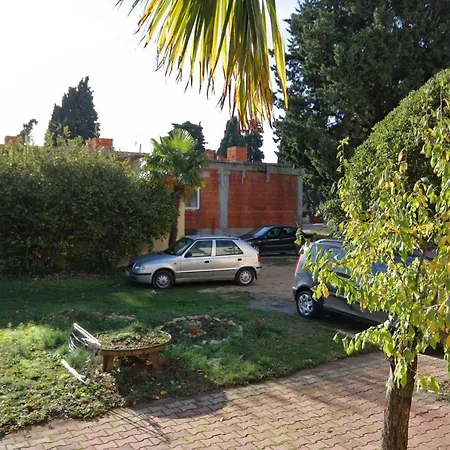 5899d Apartment Biograd Na Moru