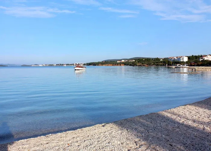 5899d * Biograd Na Moru